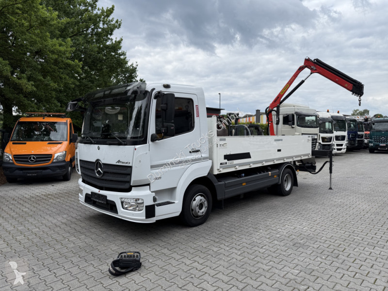 Kamion Mercedes 821 Kran Palfinger PK4200