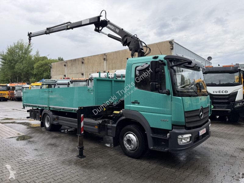 Kamion Mercedes 1227 Kran MKG 96