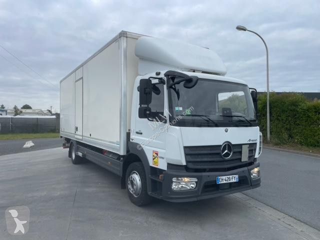 Camion Mercedes 1218
