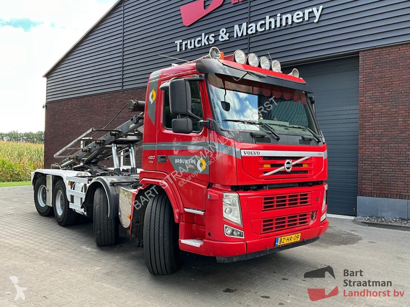 Camion Volvo 420 8x4 Euro 5 with Cable...