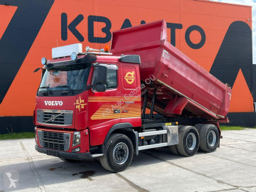 Camion benne Volvo