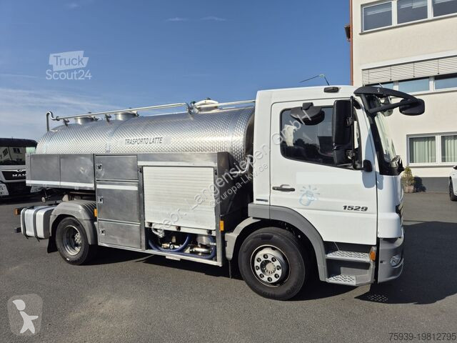 Camion Mercedes 1529 Isoliert - Impeller Anlage