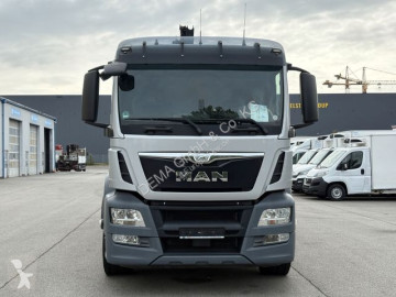 Camion grue MAN