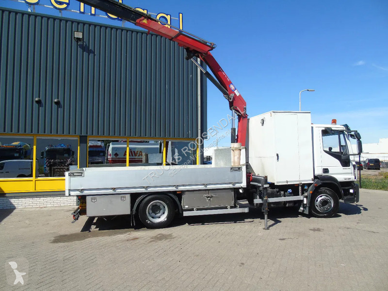 Camion Iveco 160E25 + HMF 1210K-RC + EURO 6