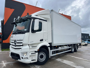 Camion frigo mono température Mercedes