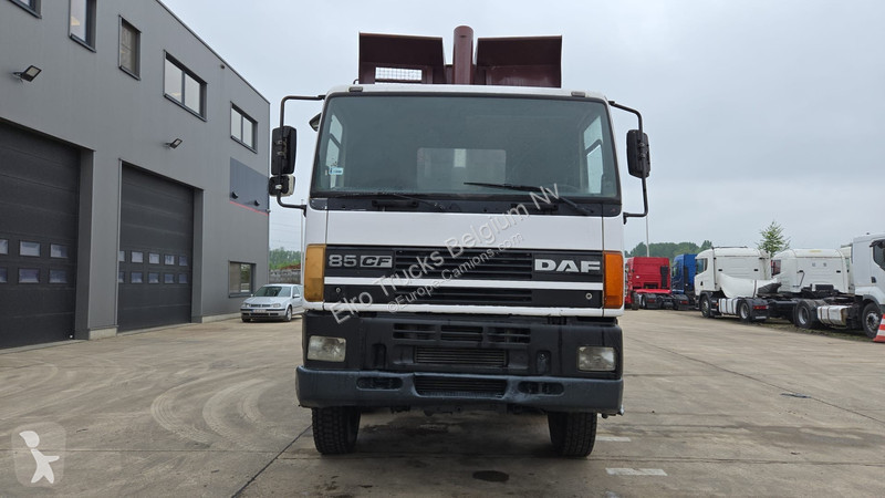 Kamion DAF 340 (EURO 2 / MANUAL PUMP / STEEL...