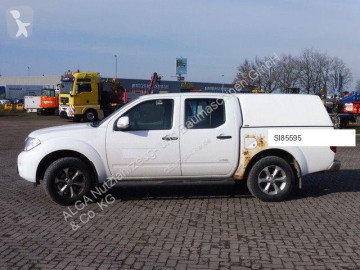 Camion plateau Nissan