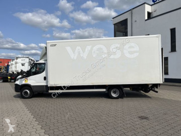 Camion fourgon Iveco