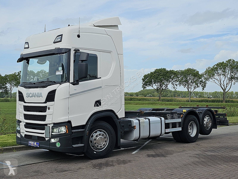 Camion Scania 6X2*4 RET. LED WB475