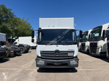 Camion fourgon Mercedes