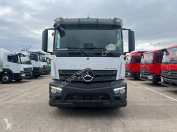 Camion châssis Mercedes neuf