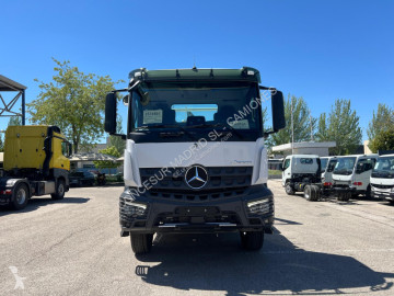 Camión portacontenedor de cadenas Mercedes nuevo