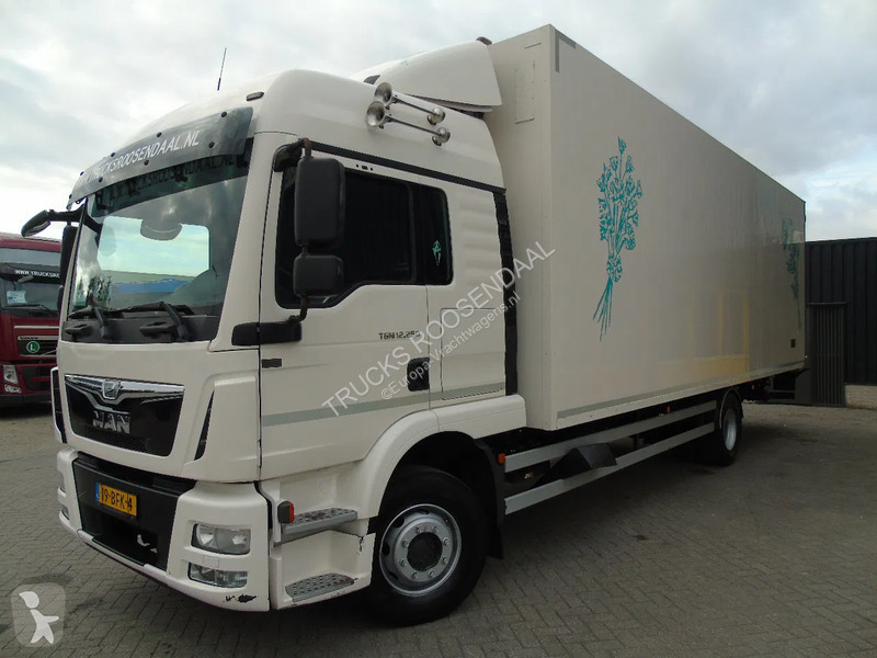Kamion MAN 12.250 + EURO 6 + LIFT