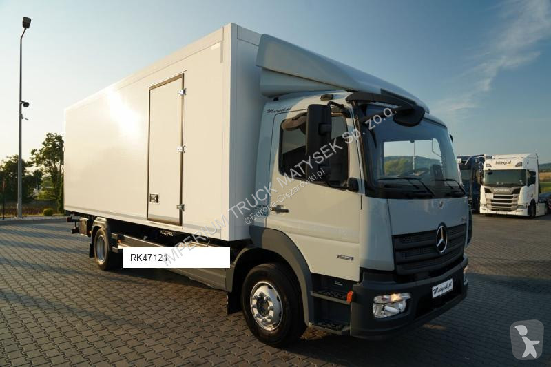 Camion Mercedes ATEGO 1521 / IZOTERMA /...