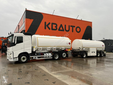Camion citerne Volvo