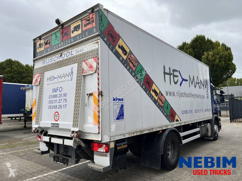 Camion Scania P270 - 343.8km - 3 front seats