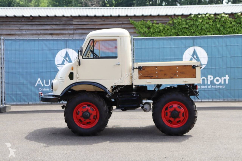 Camion Mercedes 401.104