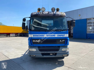 Camion porte containers DAF