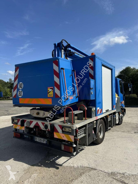 Camion Iveco 100E18