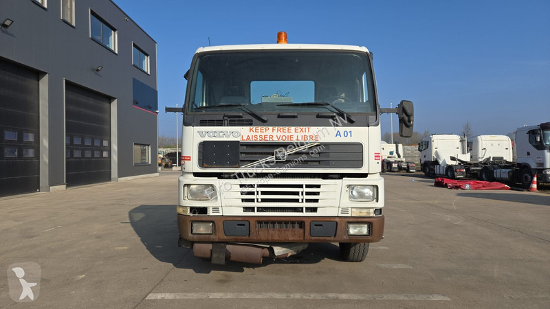 Camion Volvo FM 7 - 290 (60.000 KM ORIGINAL !!!...