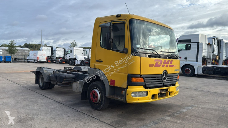 Camión Mercedes 815 (BOITE MANUELLE / MANUAL...
