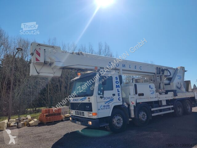 Camion Volvo Intercooler with Multitel J361TA...