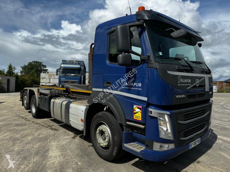 Camion Volvo FM11