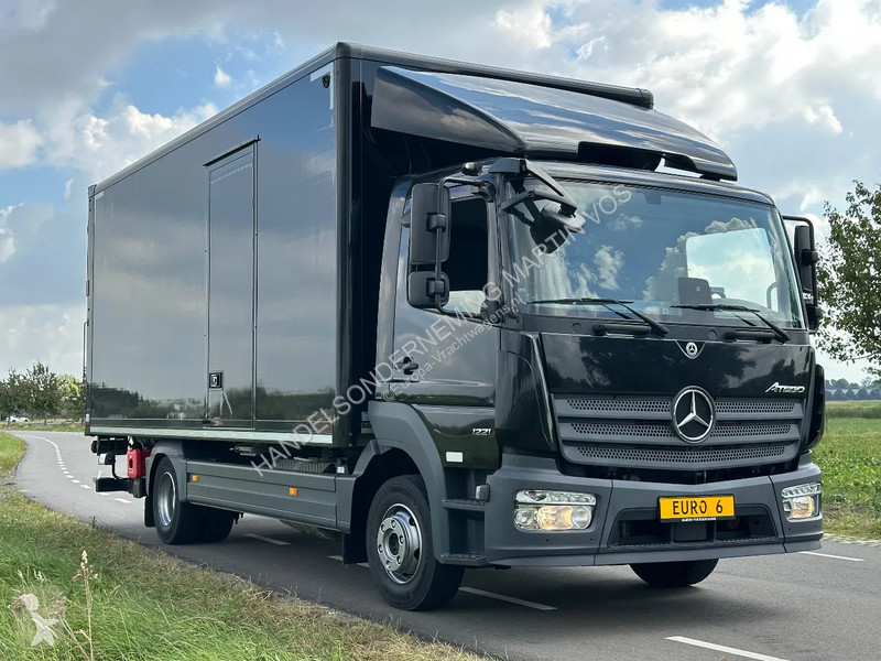 Camion Mercedes 1221 1221L EURO6. 2021