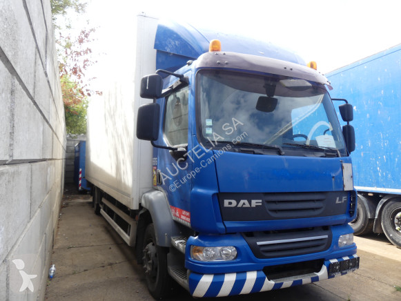 Camion DAF FA-
