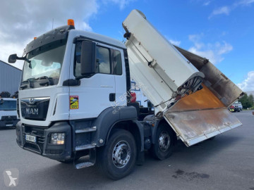 Camion bi-benne MAN