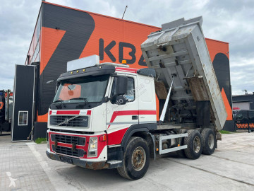 Camión volquete Volvo