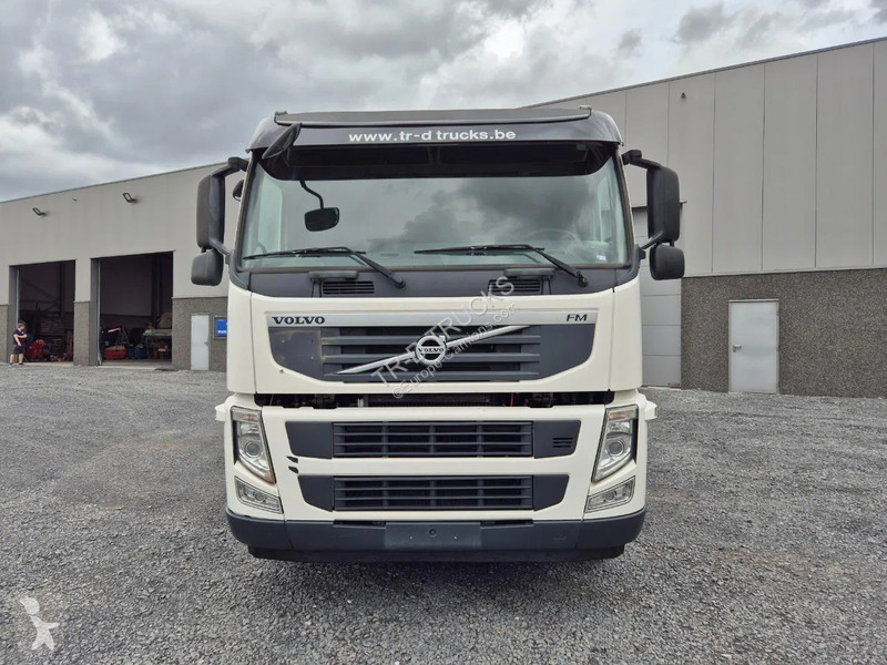 Camion Volvo 19500L FUEL / CARBURANT - 4 COMP