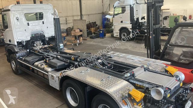 Camion Mercedes 5 2651L 6 x4 Meiller