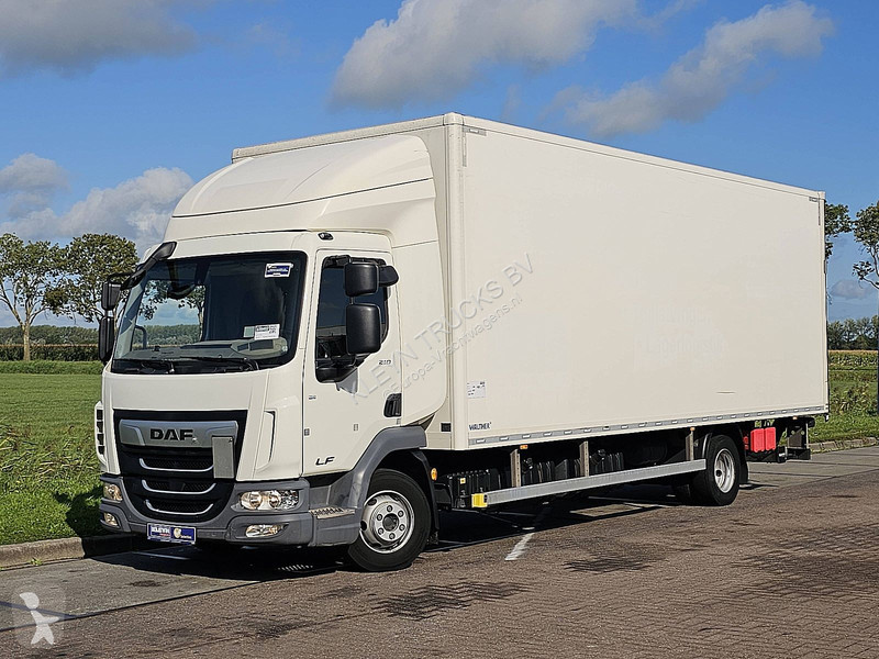Camion DAF 210