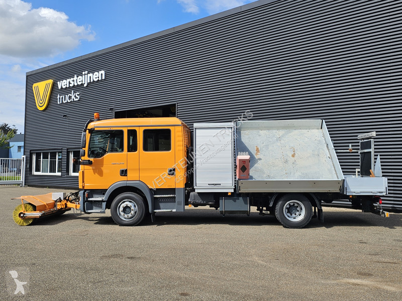 شاحنة MAN 15.240 BL / TIPPER / DOKA / VEEG /...
