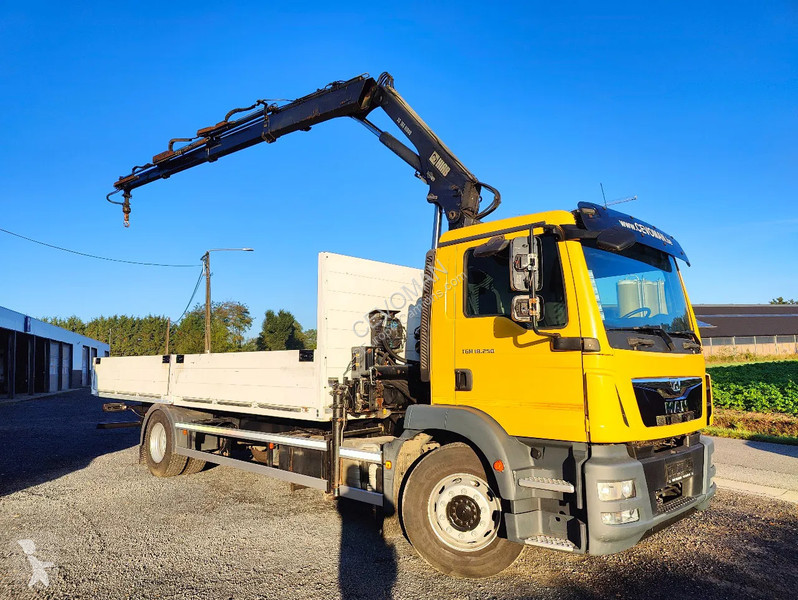 شاحنة MAN 18.250 Open box + HIAB 166-3