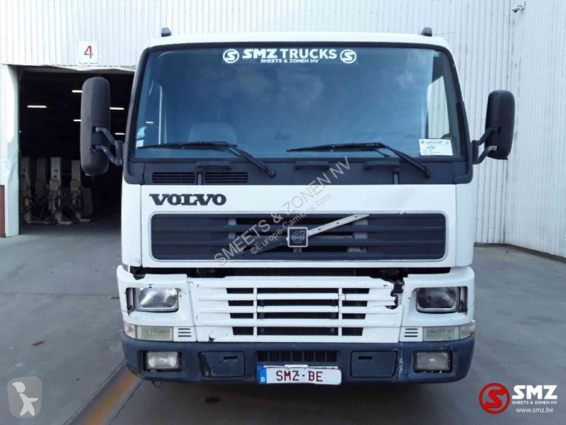 شاحنة Volvo FM 7 290 lames inox