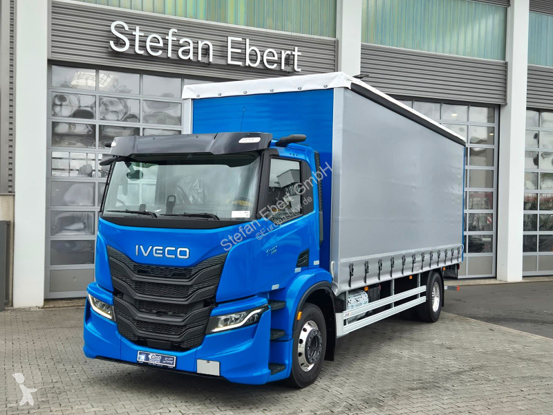 شاحنة Iveco S-Way AD190S40/P Curtainsider...