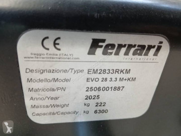 شاحنة قلابة ذات تفريغ خلفي وجانبي Iveco