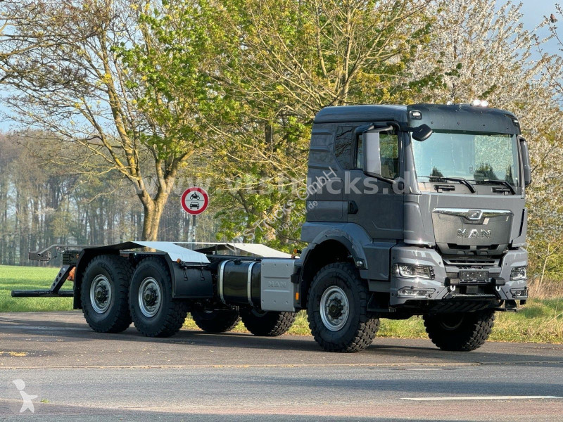 شاحنة MAN 3 33.520 6x6 BB Retarder...