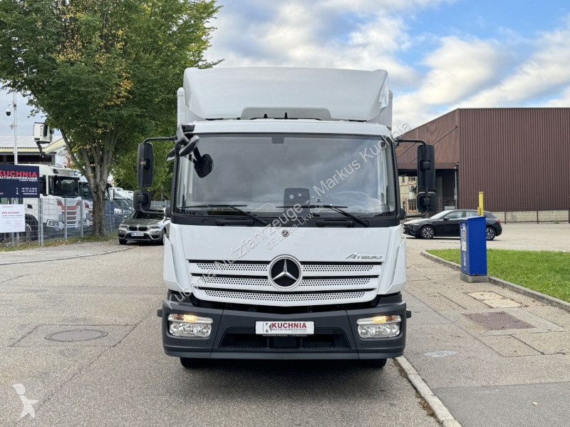 شاحنة Mercedes 1227L Koffer 8m LBW Klima Diff....