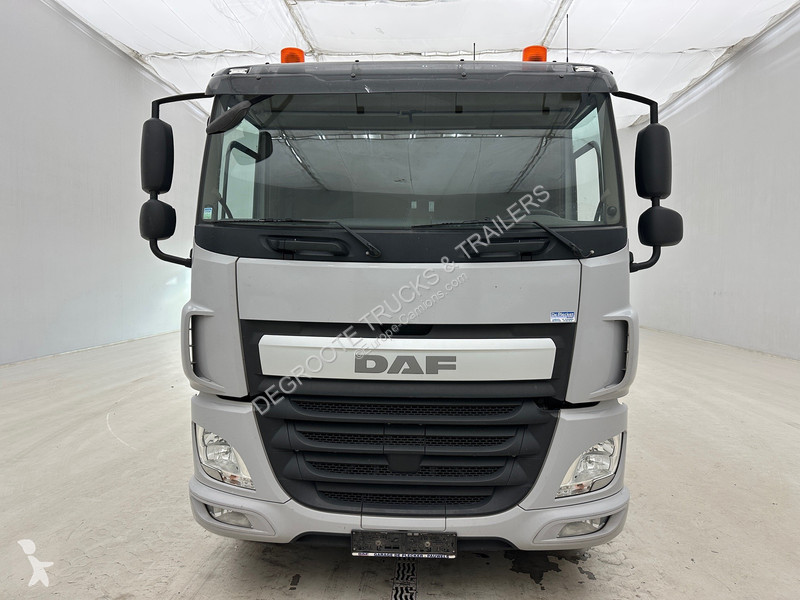 شاحنة DAF 330