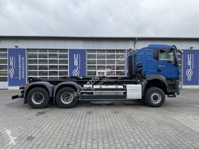 شاحنة MAN TGS 26.400 6x6 BB Abrollkipper HIAB...