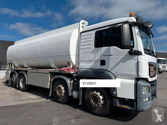 شاحنة  MAN TGS 35.480 8x2*6 Euro 6 23.000 l ADR...