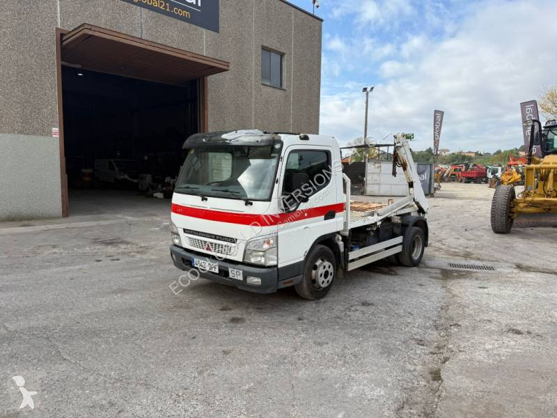 Ciężarówka Mitsubishi Fuso