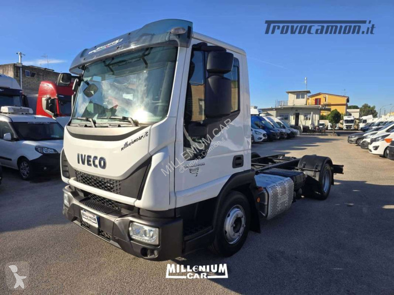 شاحنة Iveco 100E22  PRESA DI FORZA EURO 6 MANUALE