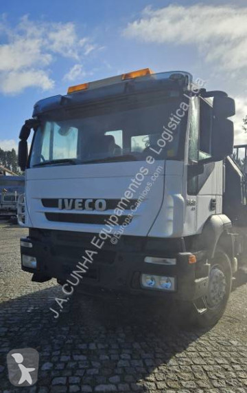 Kamion jeřáb Iveco