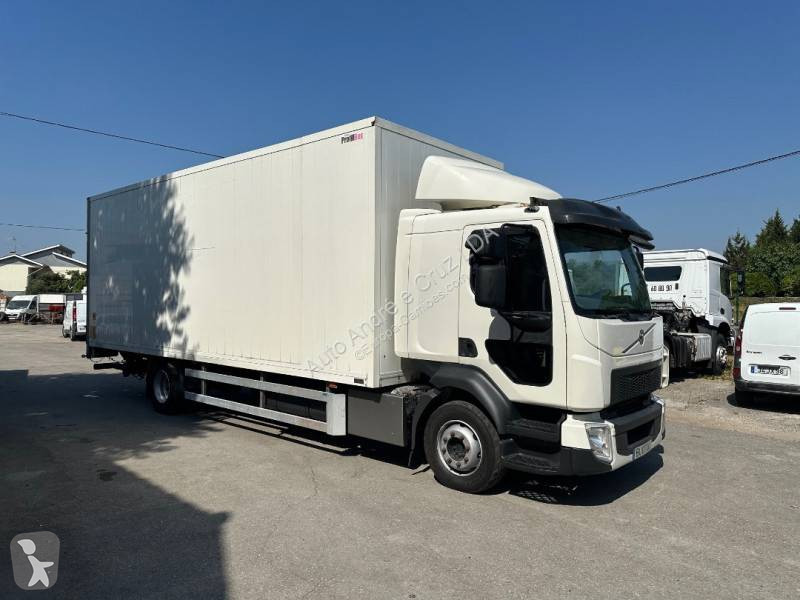 شاحنة Volvo