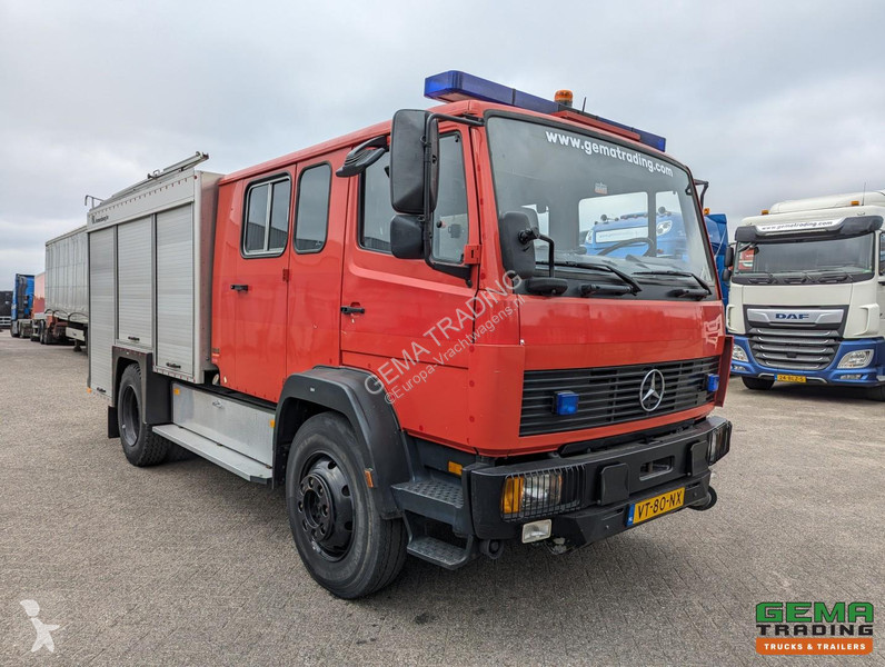 شاحنة Mercedes AF 4x4 Dubbelcab 6Cil - 9 Pers -...