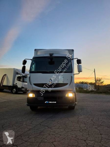 Camión furgón Renault